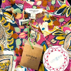Umgee Tunic Top NWT. Size L